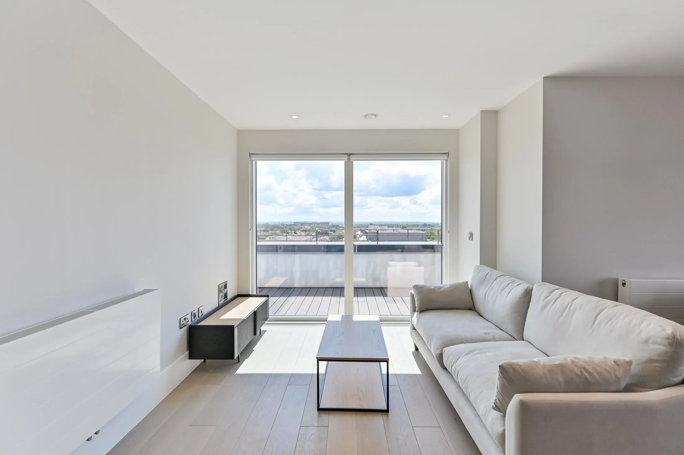 Flat London Road in Greater London
