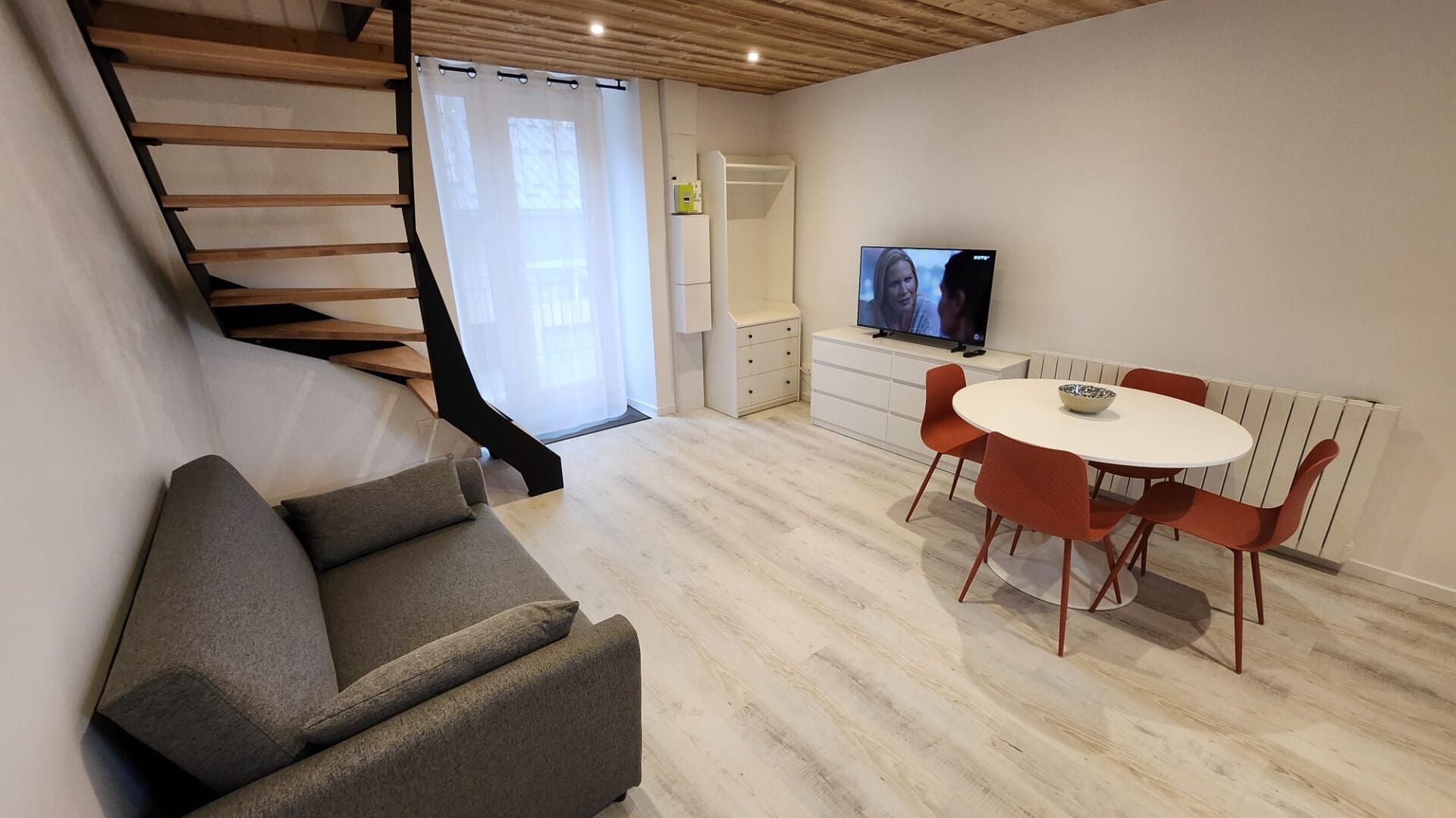 Appartement D 990 à Gilly-sur-Isère