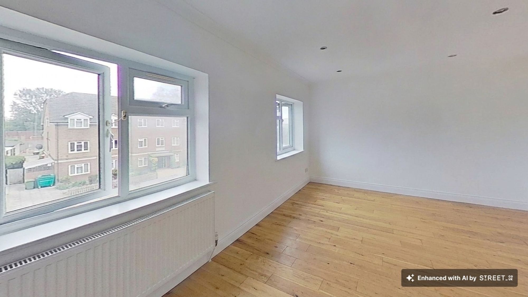 Flat Selhurst Road in Greater London