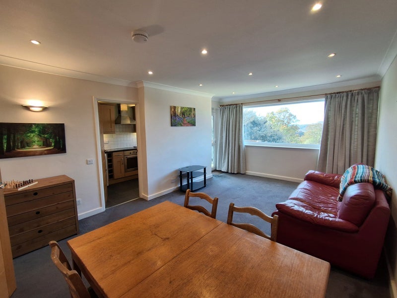 Flat Hazelwood Road in Bristol