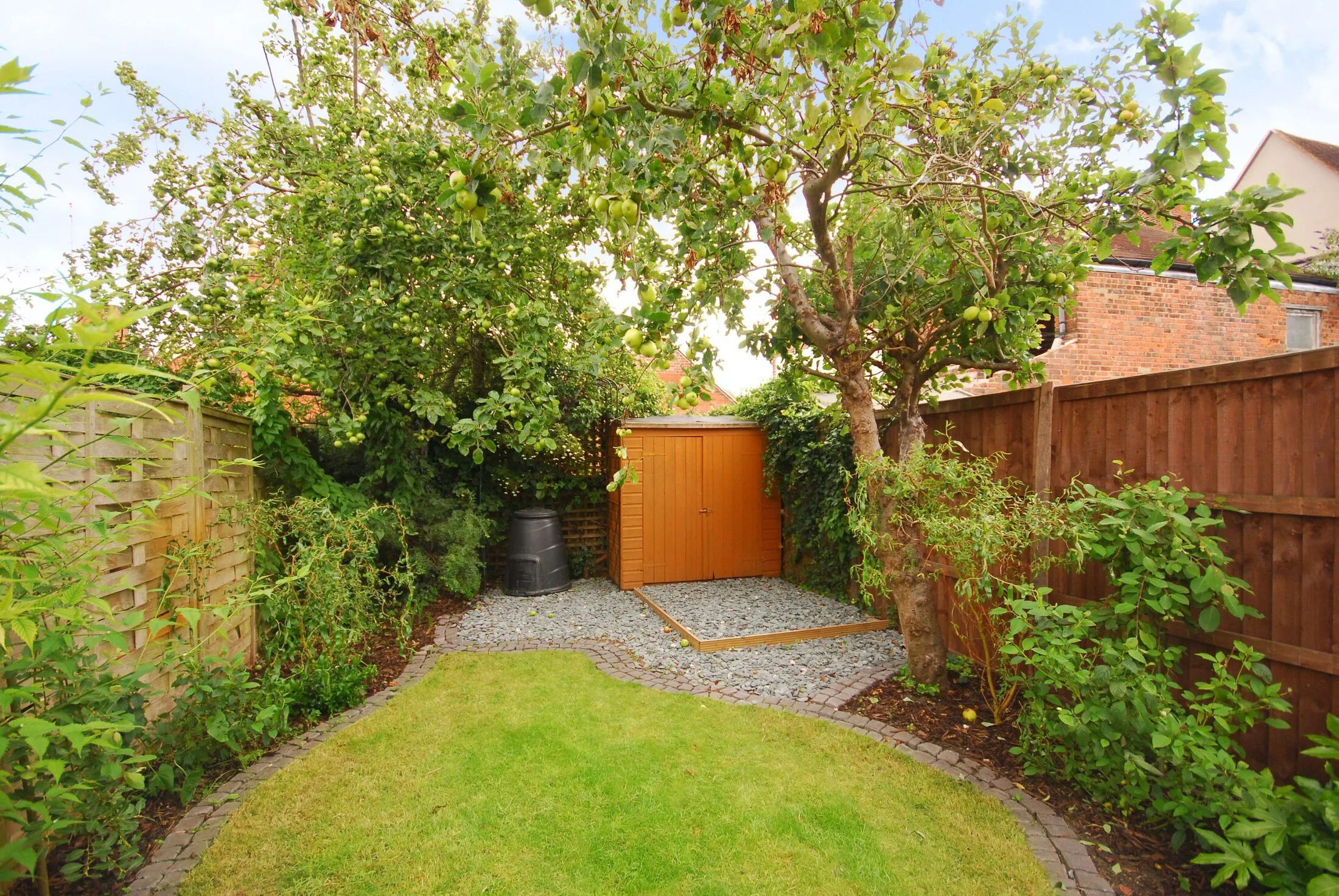 House Millmead Terrace in Guildford