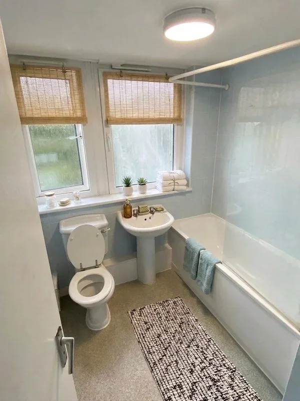Room Barringer Square in Greater London