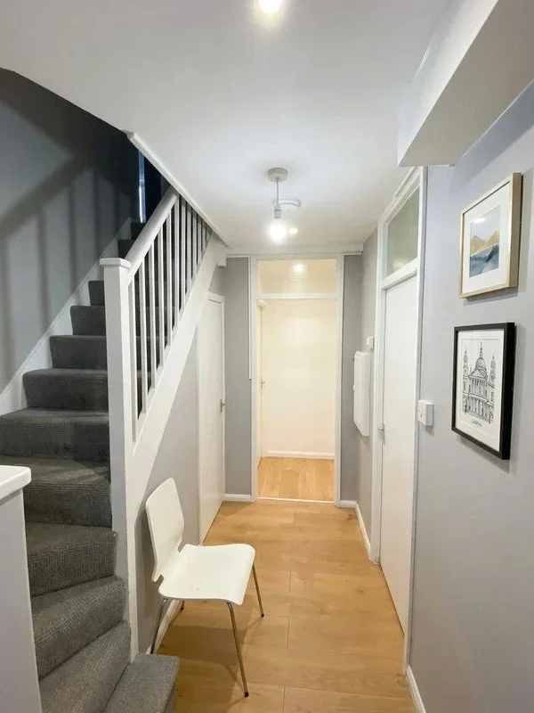 Room Barringer Square in Greater London