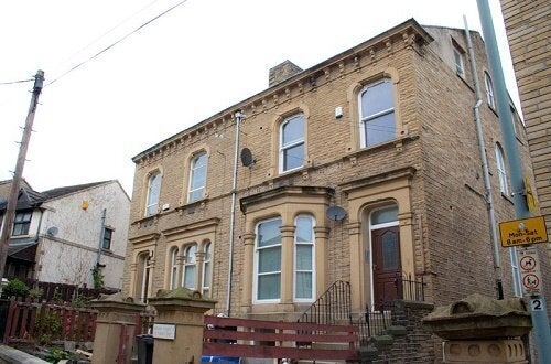 Room Bath Street in Kirklees