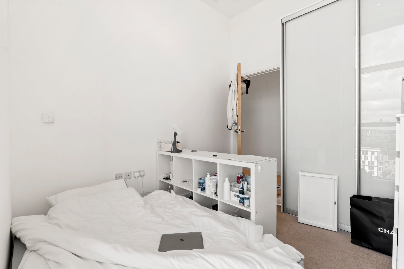 Flat Woodberry Grove in Greater London