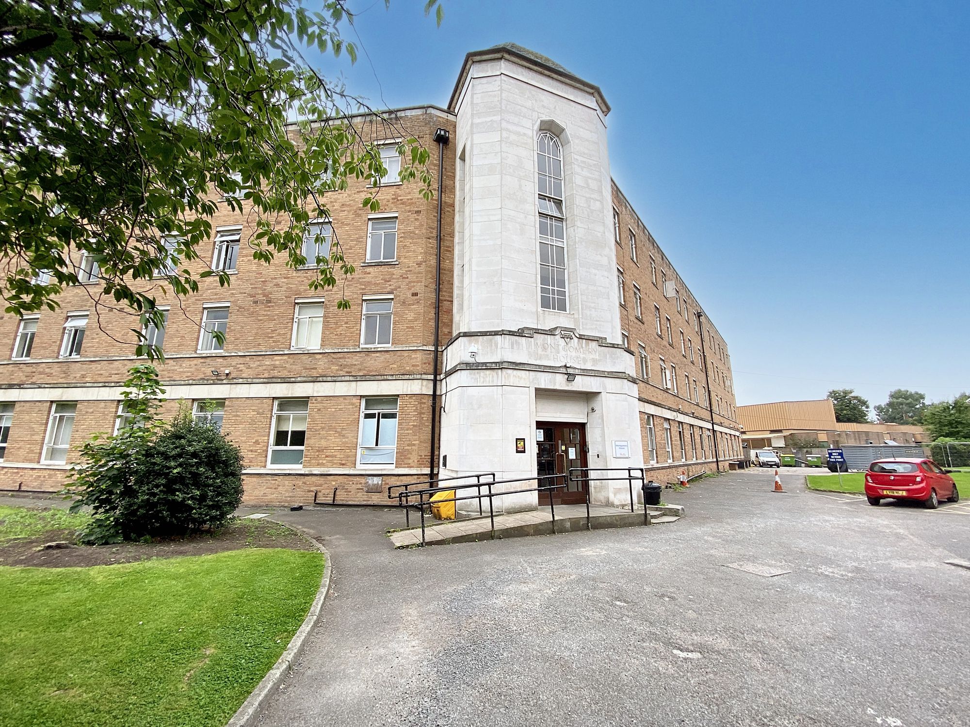 Room Wilbraham Road in Manchester
