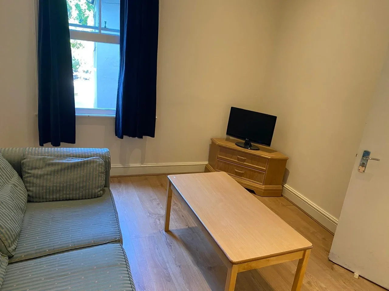 Room Gilstead Road in Greater London