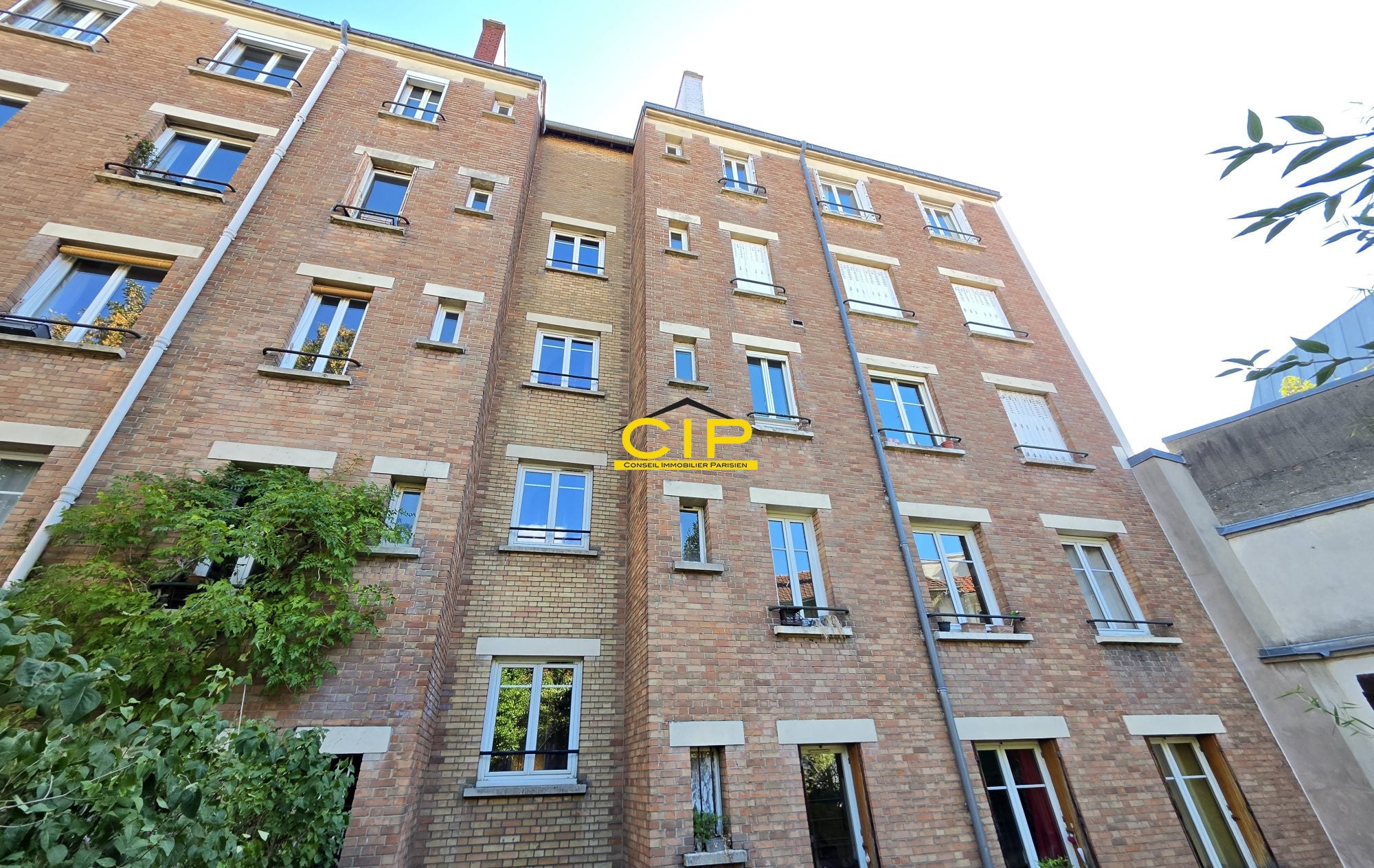 Appartement Rue de Romainville à Paris