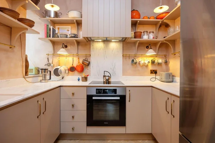 Flat Westbourne Gardens in City of Westminster