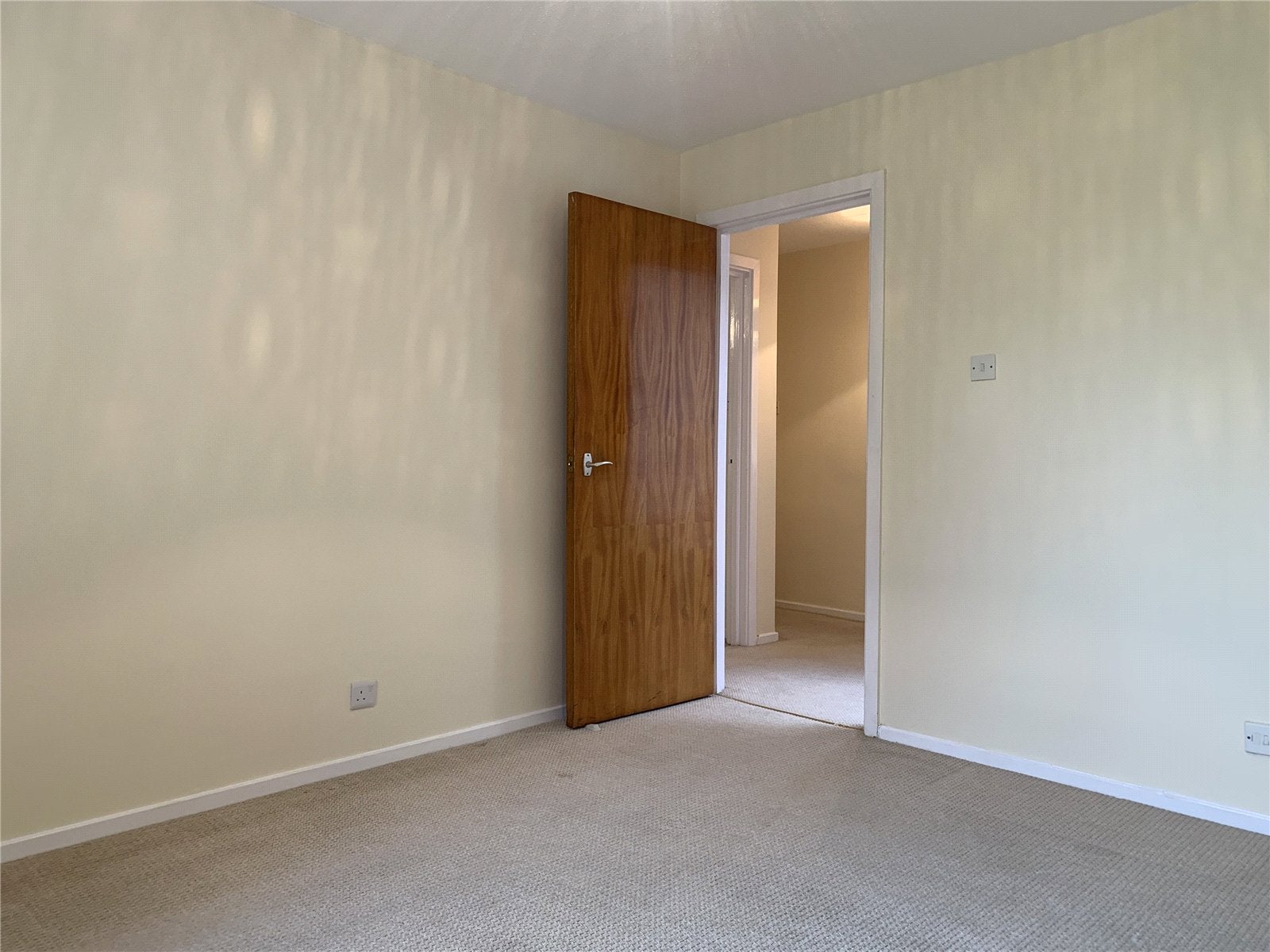 Flat Alma Road in Windsor