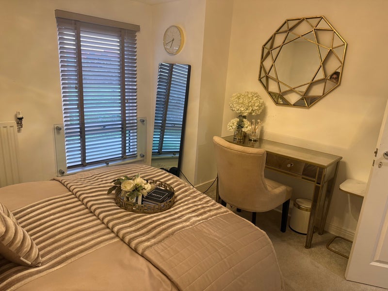 Room Niblick Green in Chelmsford