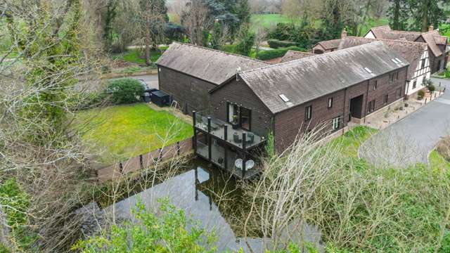 House Hamels Lane in East Hertfordshire
