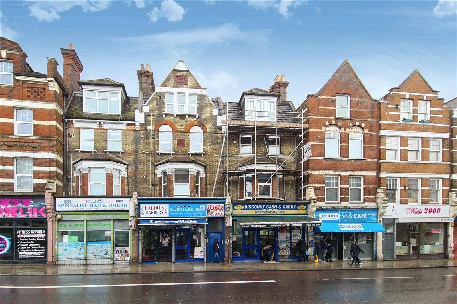 Flat Streatham High Road in Greater London