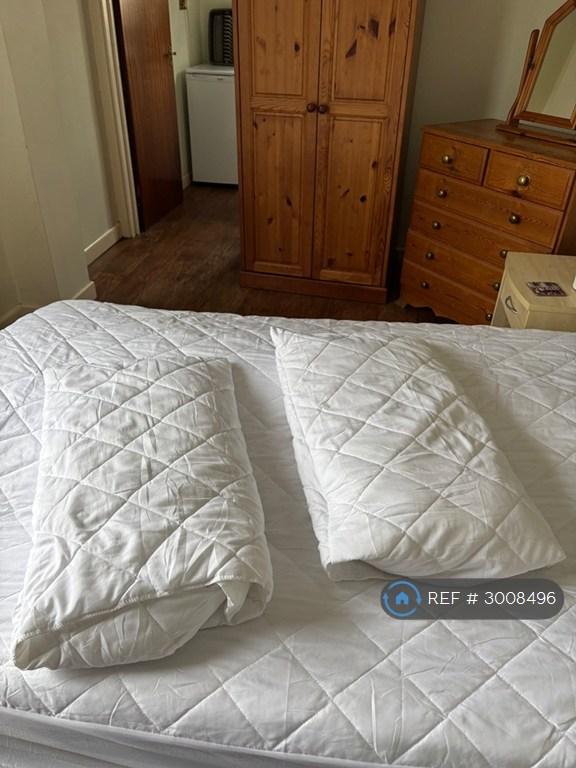 Room Blacksmiths Lane in Wychavon