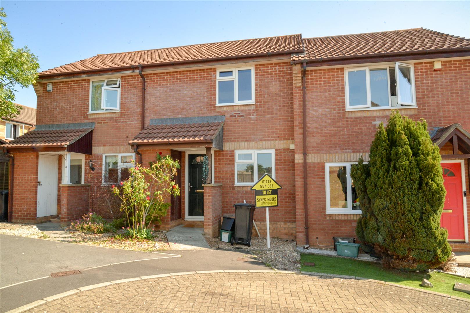 House Haggett Close in Bridgwater
