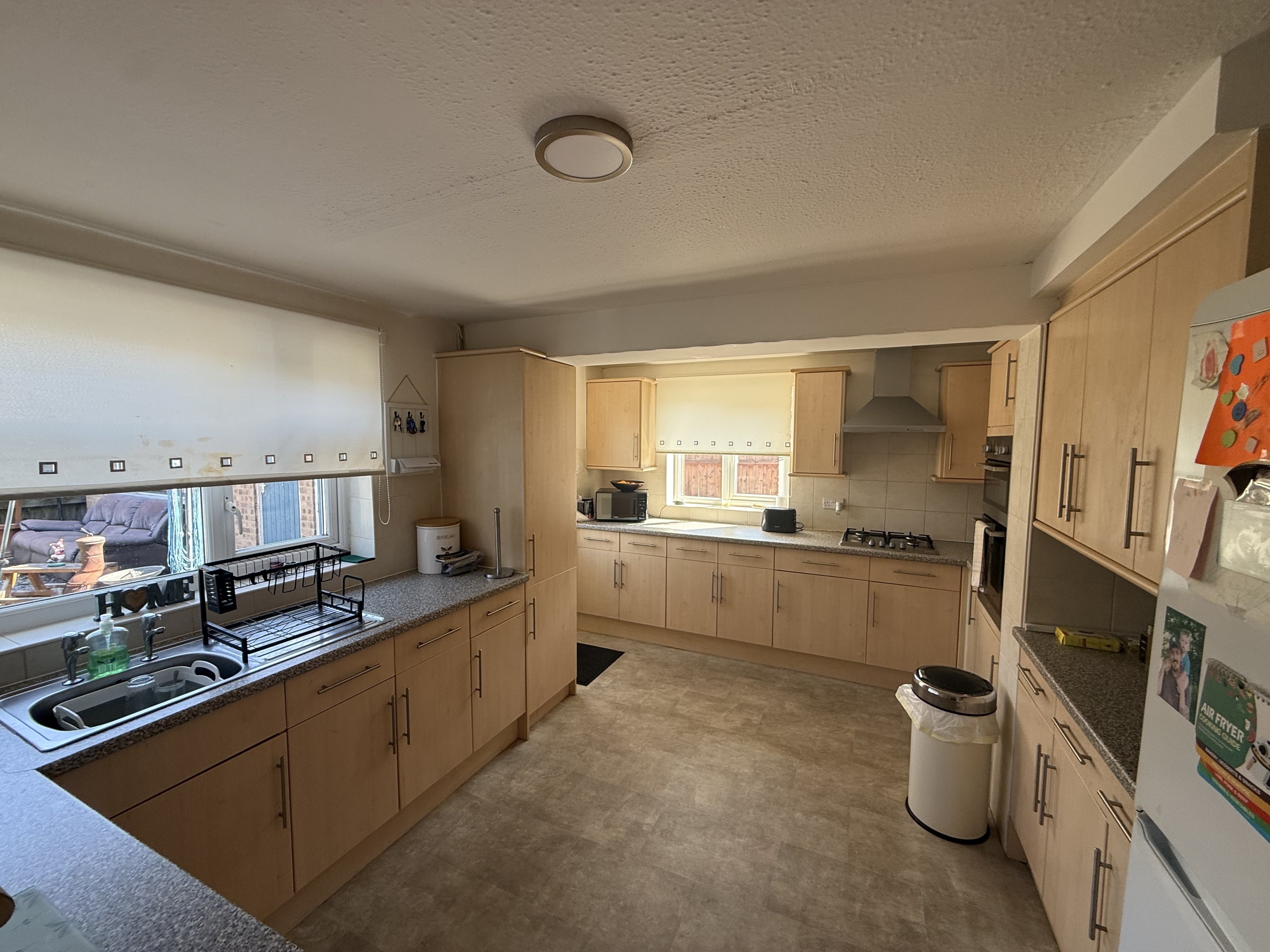 House Market Close in Shirebrook