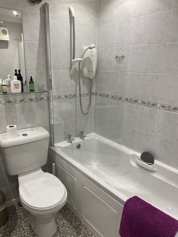 Room Knowehead Terrace in Glasgow
