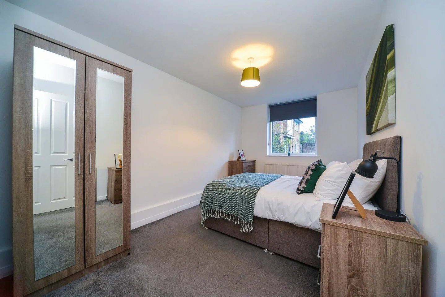 Flat Priory Road in Greater London