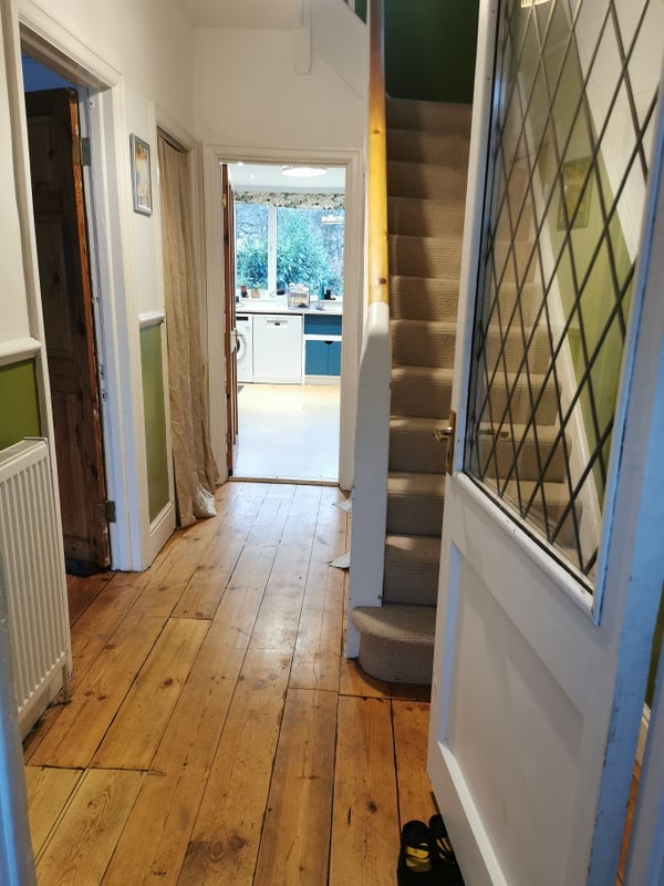 Room Cottrell Road in Bristol
