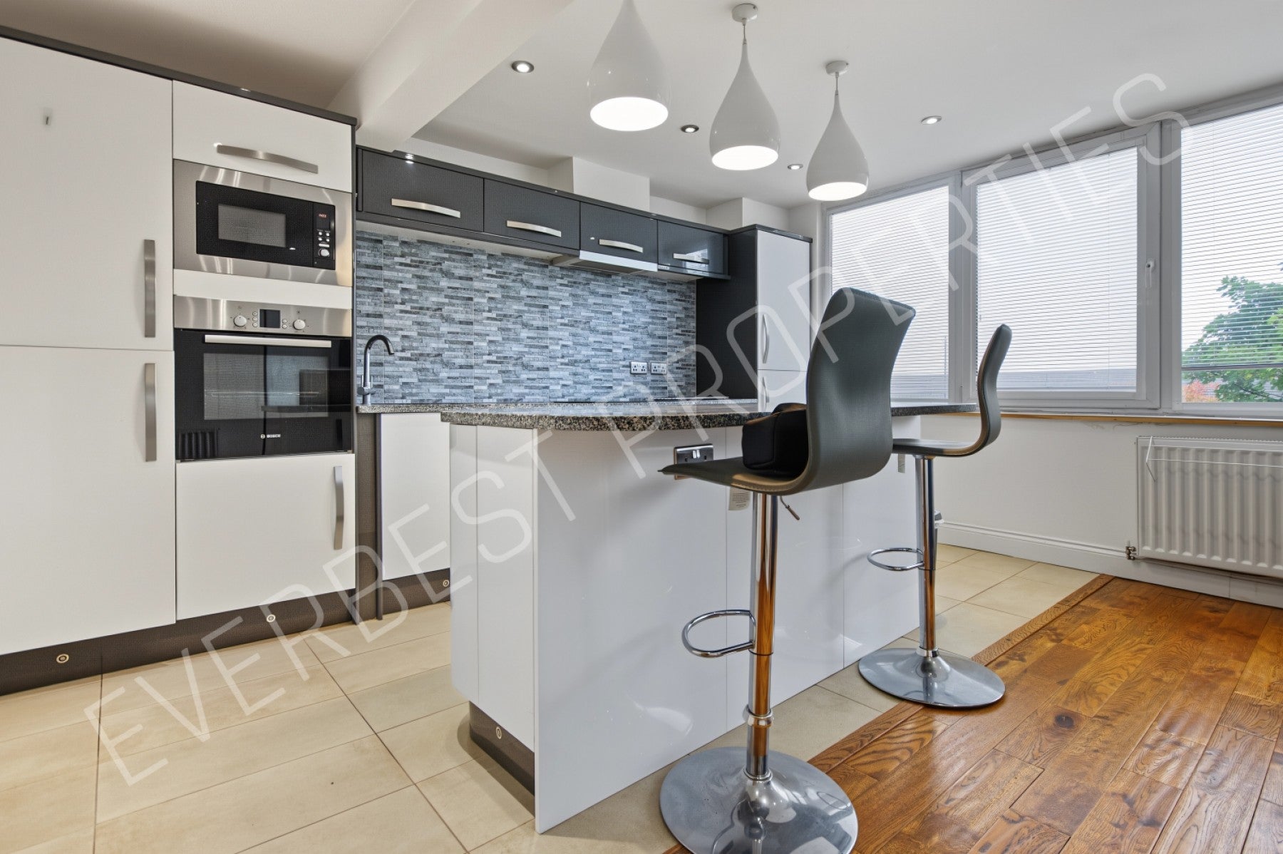 Flat Lansdowne Court in Newcastle upon Tyne