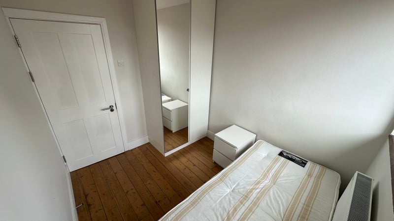 Room Canrobert Street in Greater London