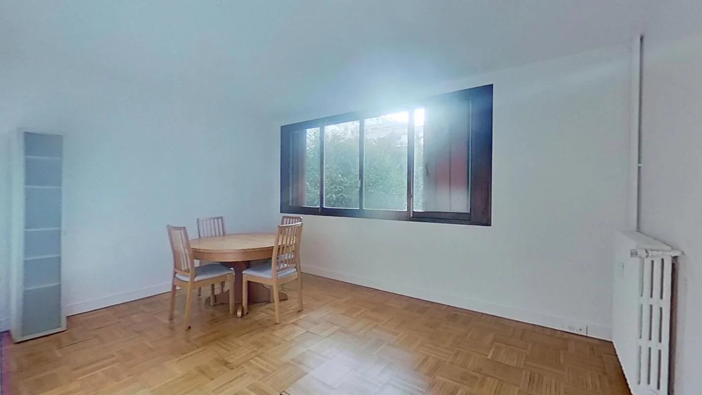Flat Rue des Marguettes in Paris