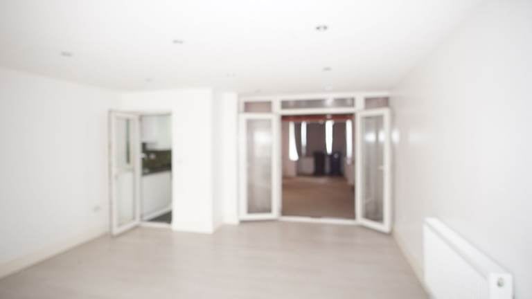 House Rydal Crescent in Greater London