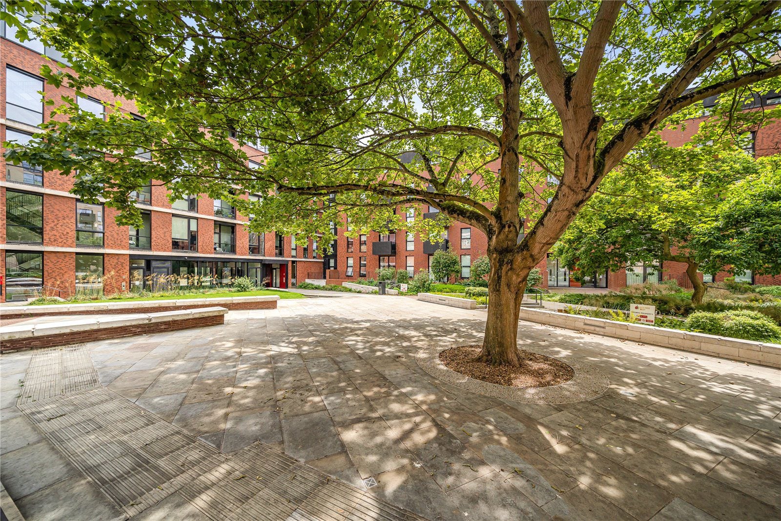 Flat Burgess Springs in Chelmsford