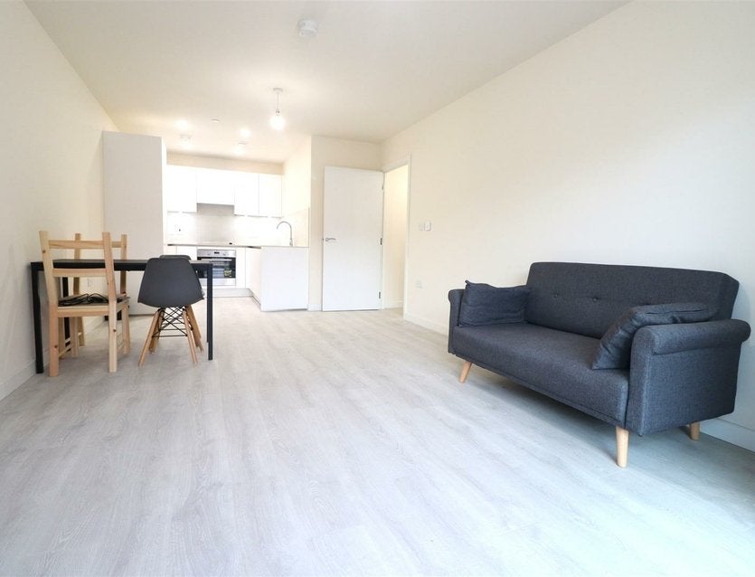 Flat View Close in Greater London