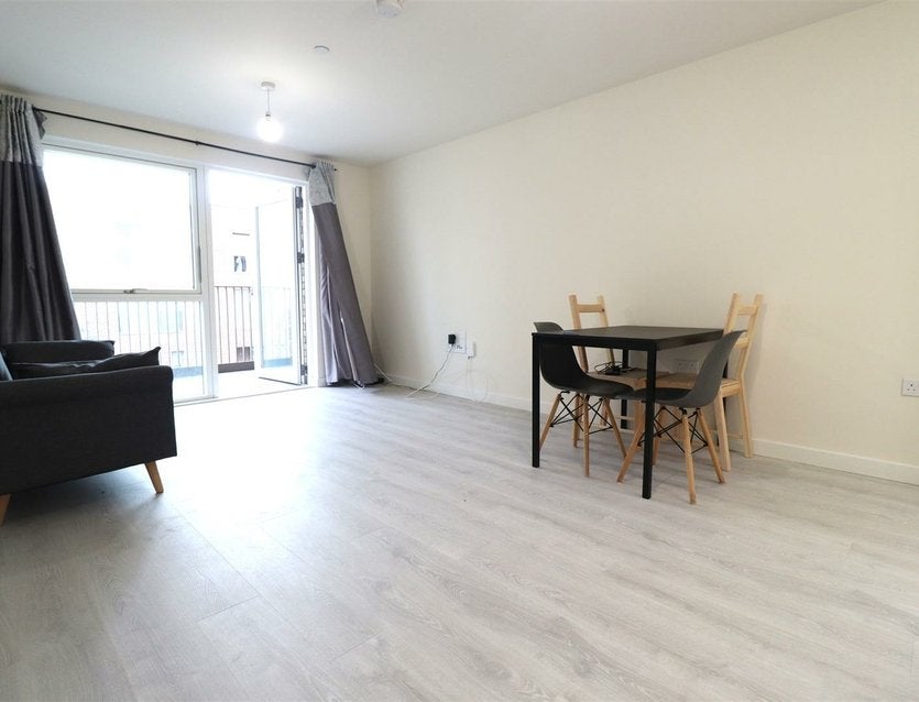 Flat View Close in Greater London