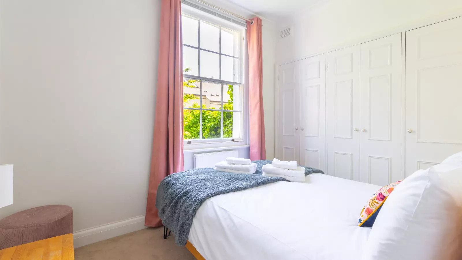 Flat Canonbury Road in Greater London