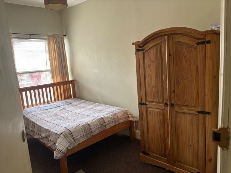 Room Southampton Road in Far Cotton