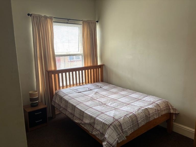 Room Southampton Road in Far Cotton