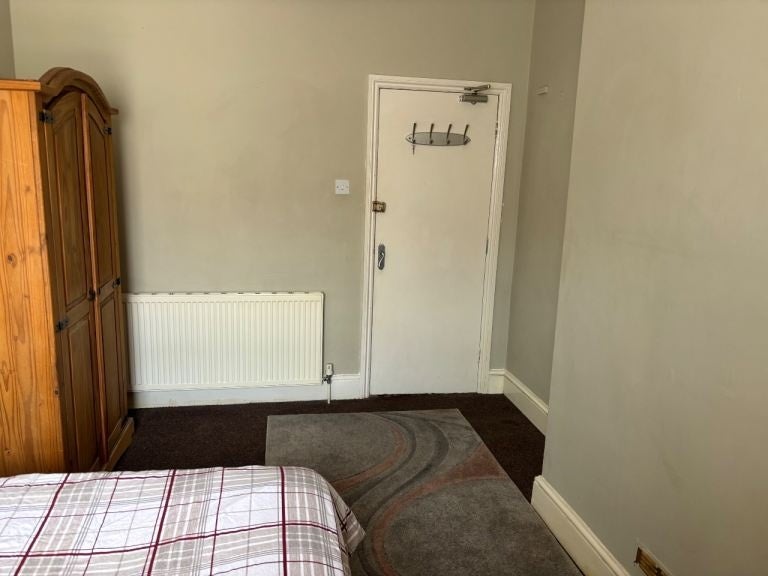 Room Southampton Road in Far Cotton