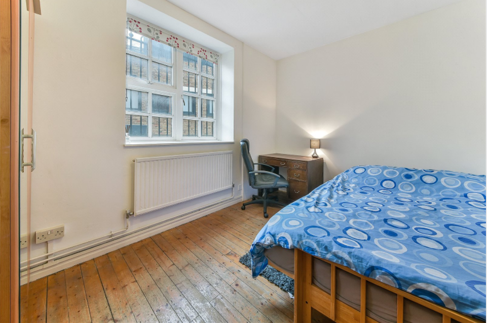 Flat Argyle Walk in Greater London