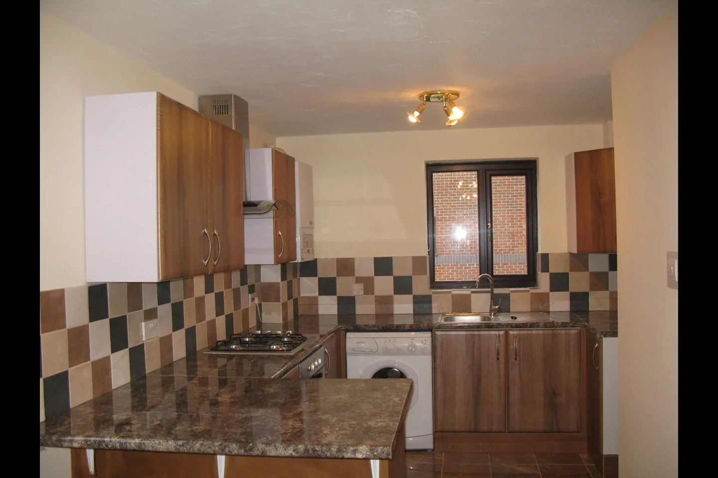 Flat Woodfall Drive in Greater London