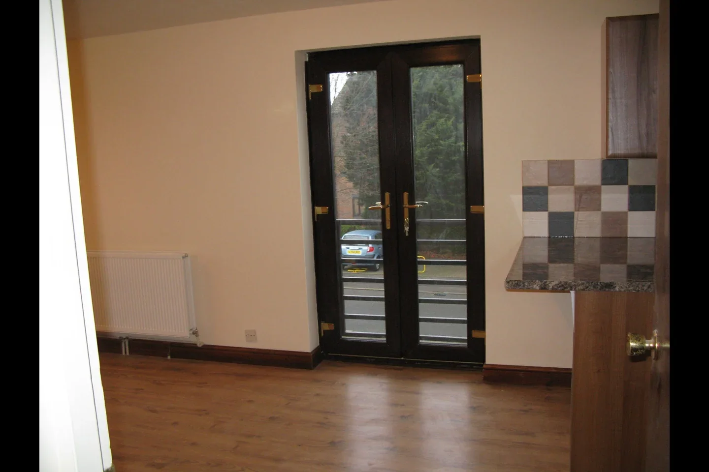 Flat Woodfall Drive in Greater London