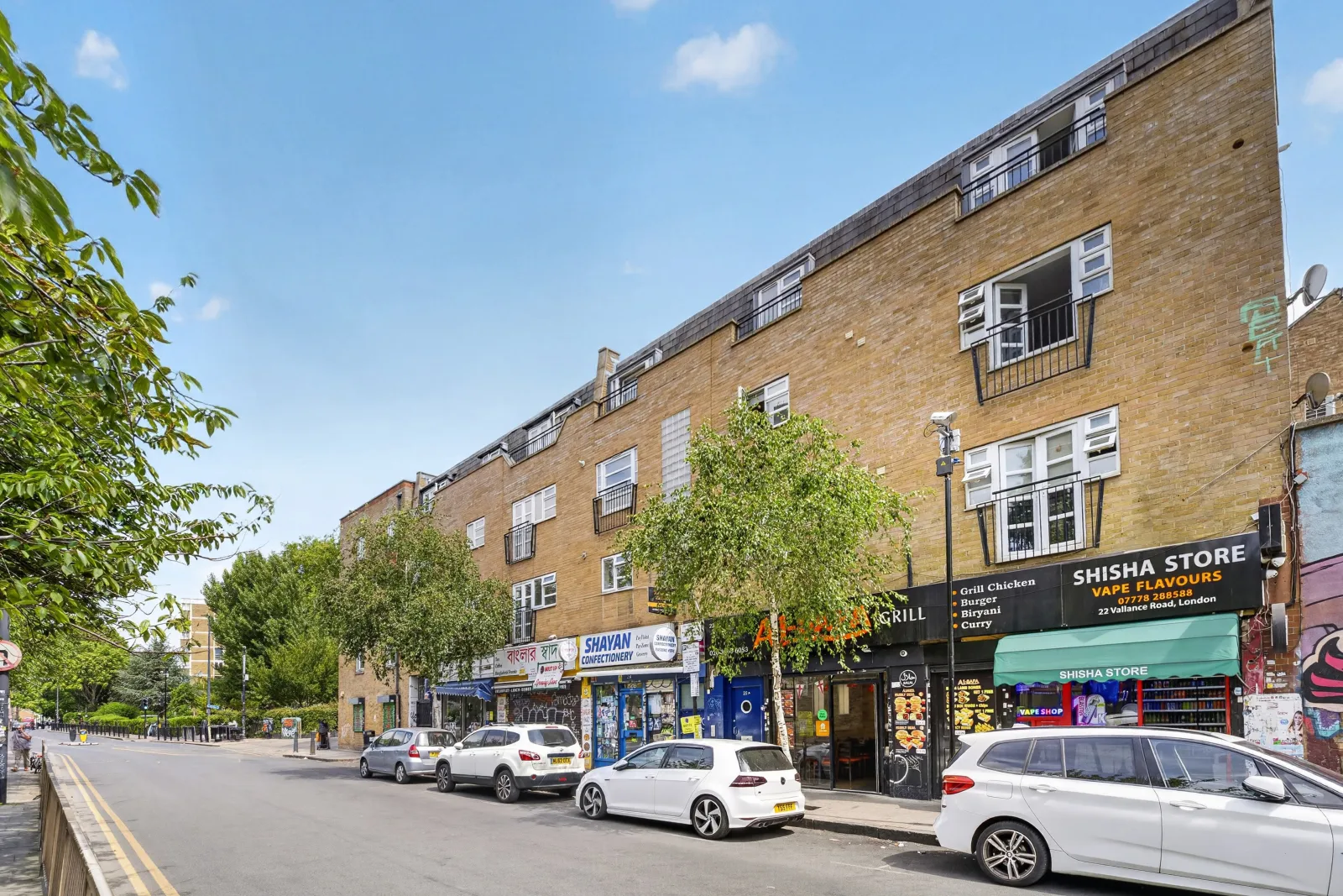 Flat Vallance Road in Greater London