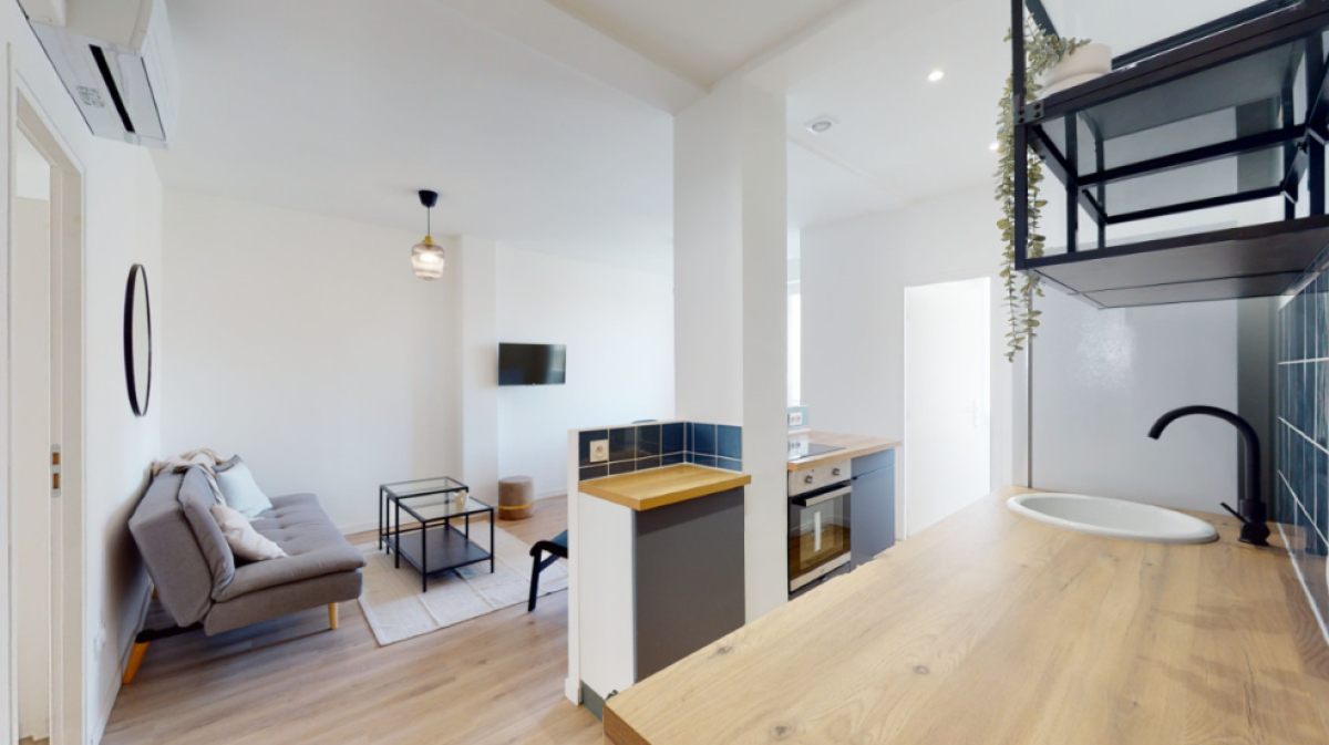 Chambre Boulevard Gustave Desplaces à Marseille