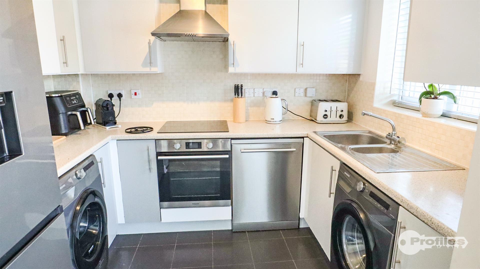 House Shoesmith Close in Hinckley and Bosworth