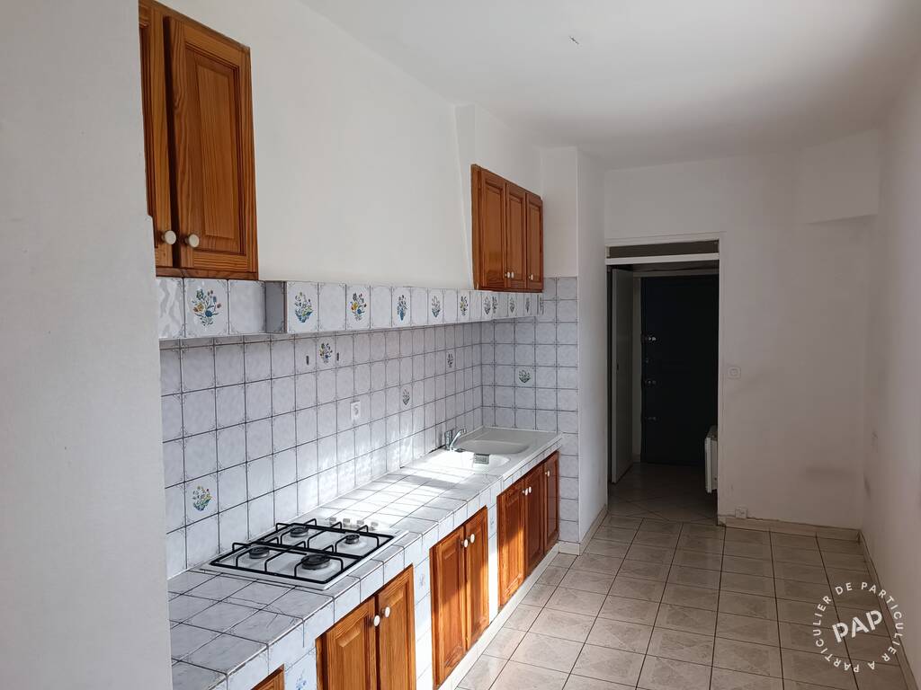 Flat Boulevard Leccia in Marseille