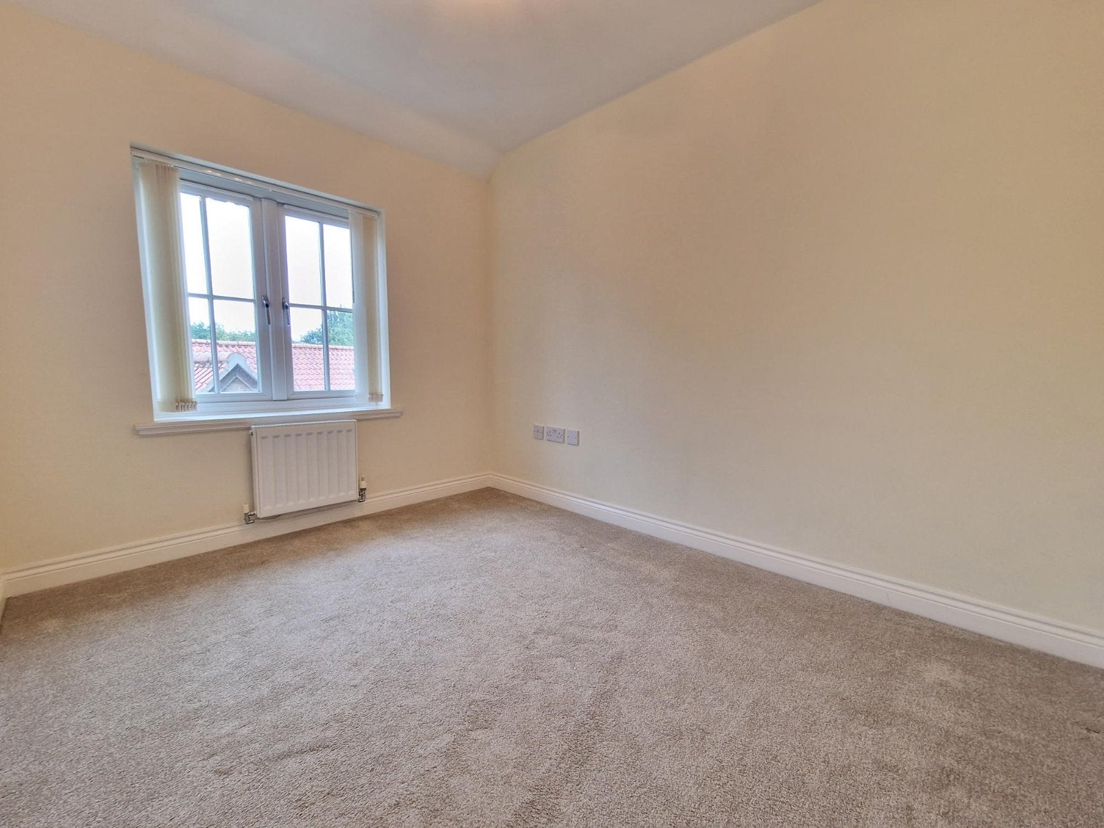 House St Marys Walk in North Ferriby