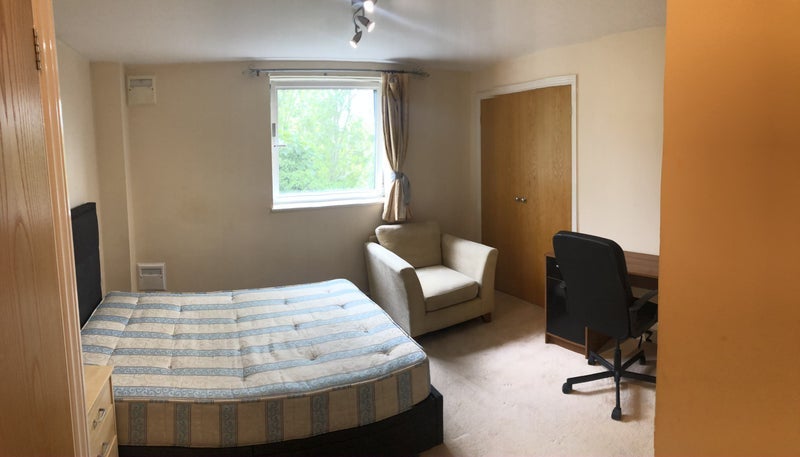 Room Lambert's Road in Greater London