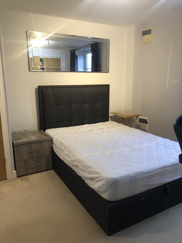 Room Lambert's Road in Greater London