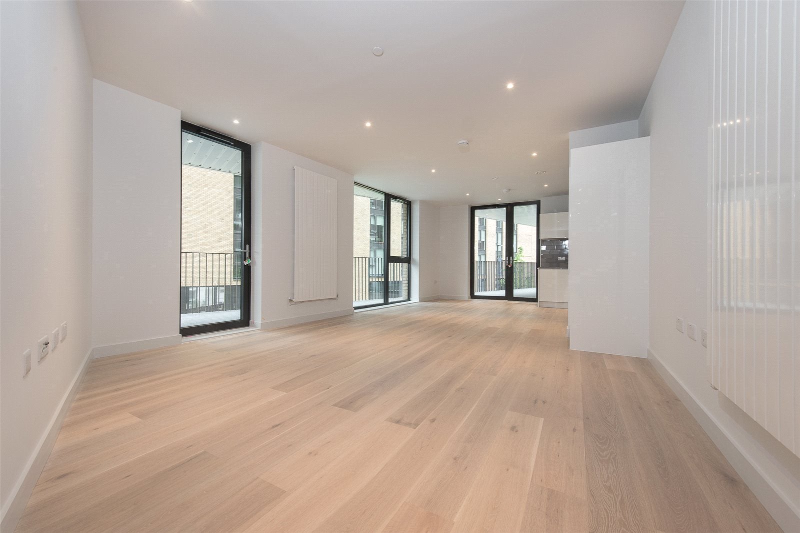 Flat Starboard Way in Greater London