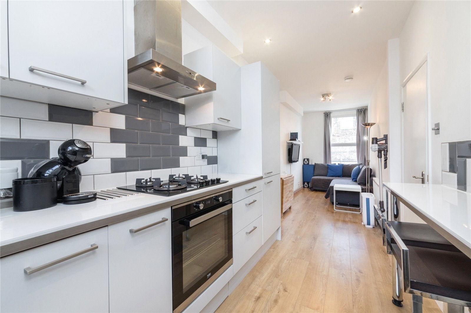 Flat Sussex Way in Greater London