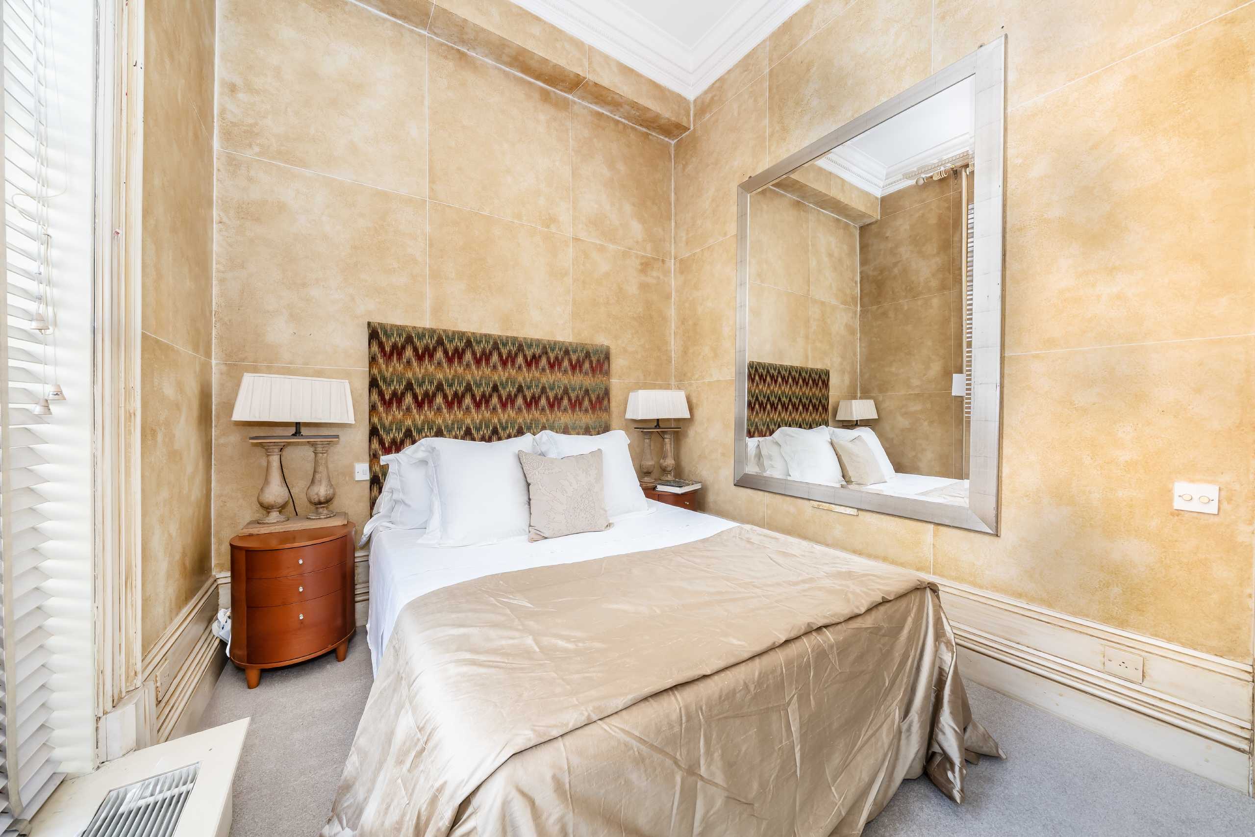 Flat Porchester Square in City of Westminster