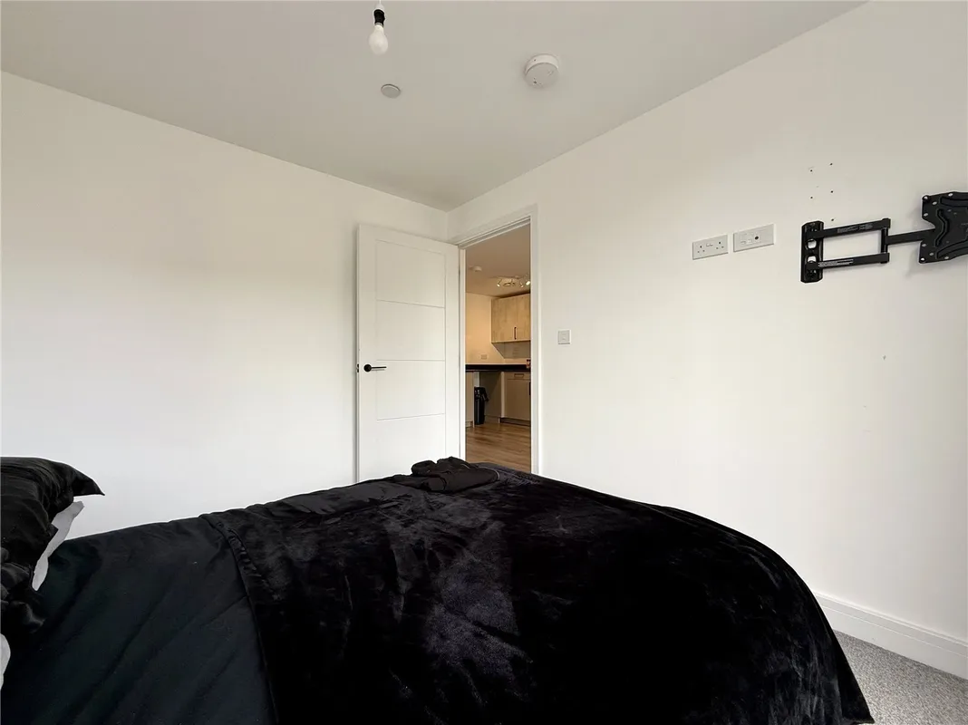 Flat Parkstone Road in Poole