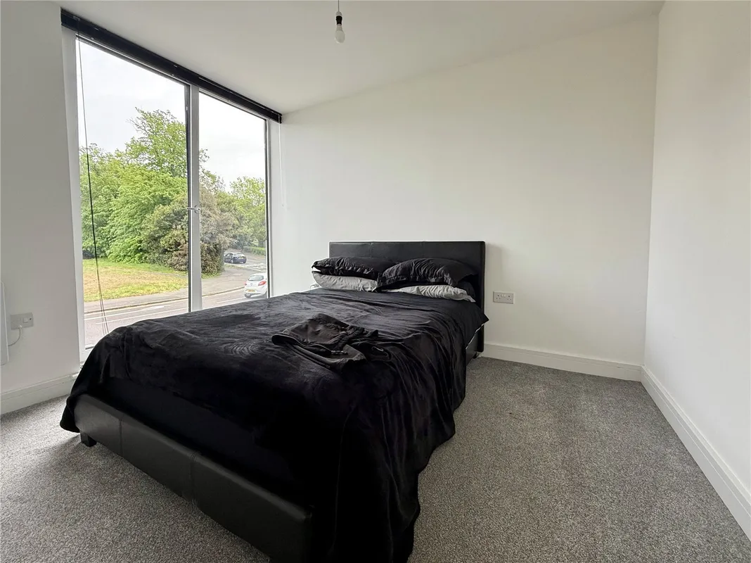 Flat Parkstone Road in Poole