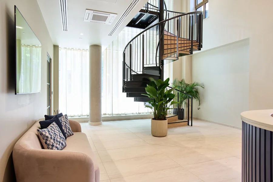 Flat Temple Back in Bristol
